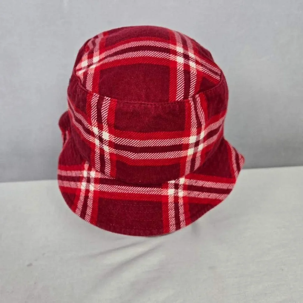 Disney Spirit Jersey Walt Disney World Holiday Plaid Bucket Hat Rare Red‎ Xmas